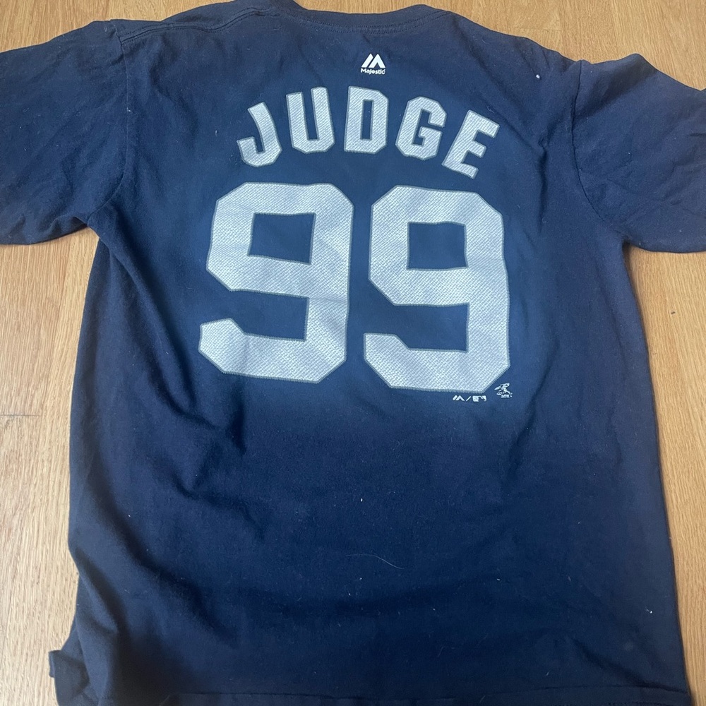 Aaron Judge Tee Size M - image 3